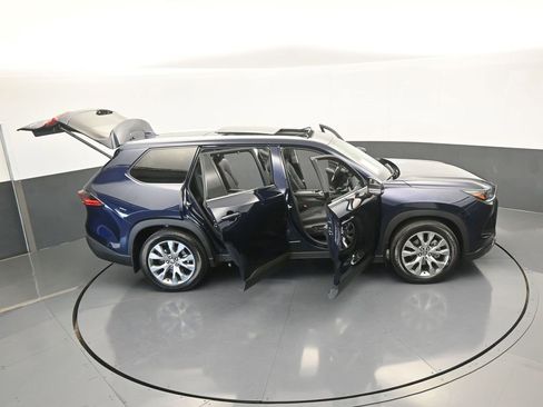 Used 2025 Toyota Grand Highlander AWD Hybrid image 75