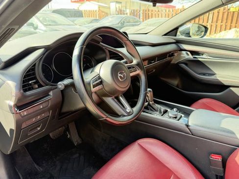Used 2023 MAZDA MAZDA3 s image 9