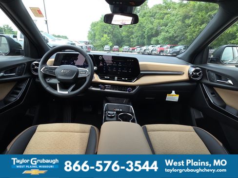 New 2027 Chevrolet Equinox ACTIV w/ Convenience Package III AWD/4WD image 28