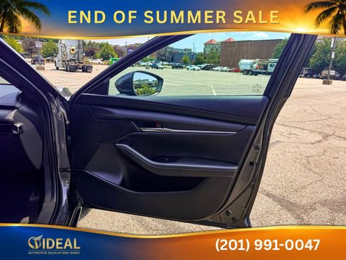 Used 2023 MAZDA MAZDA3 s FWD image 12