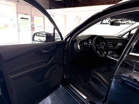 Used 2020 Audi Q7 3.0T Premium Plus AWD/4WD image 12