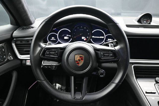 Used 2023 Porsche Panamera GTS AWD/4WD image 17