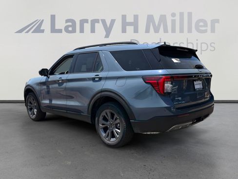 New 2026 Ford Explorer Active w/ Active Comfort Package AWD/4WD image 3