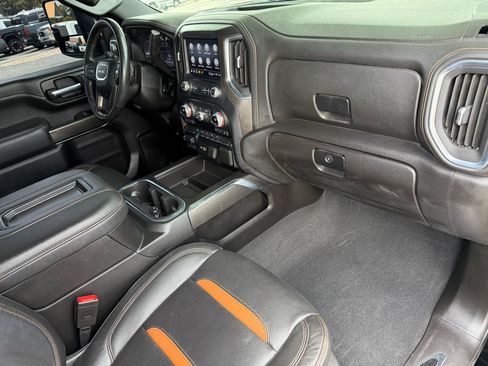 Used 2021 GMC Sierra 2500 AT4 w/ Gooseneck/5TH Wheel Package AWD/4WD image 15