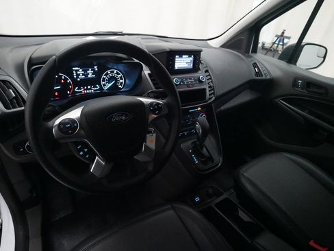 Used 2022 Ford Transit Connect XL FWD image 5