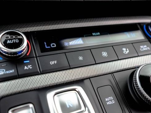 Certified 2025 Hyundai Palisade SEL FWD image 28