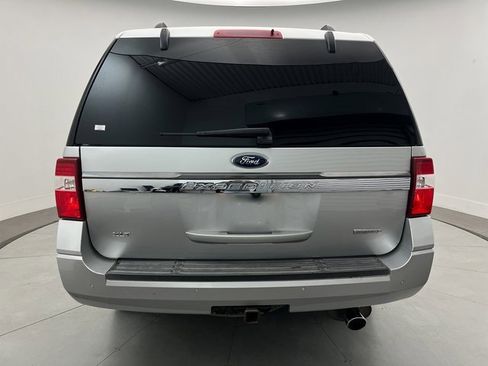 Used 2017 Ford Expedition XLT image 9