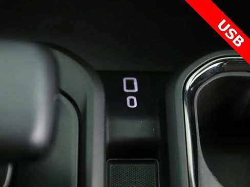 Used 2023 GMC Sierra 1500 AT4 w/ Technology Package image 26