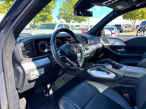 Used 2024 Mercedes-Benz GLE 350 4MATIC w/ 3rd Row Seat Package image 17