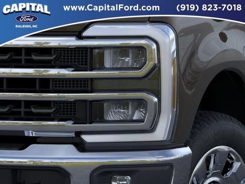 New 2025 Ford F250 King Ranch w/ Chrome Package AWD/4WD image 19