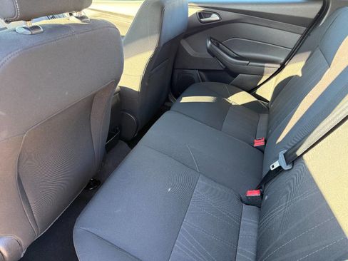 Used 2018 Ford Focus SE image 11