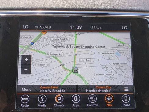Used 2019 Jeep Grand Cherokee Overland AWD/4WD image 22