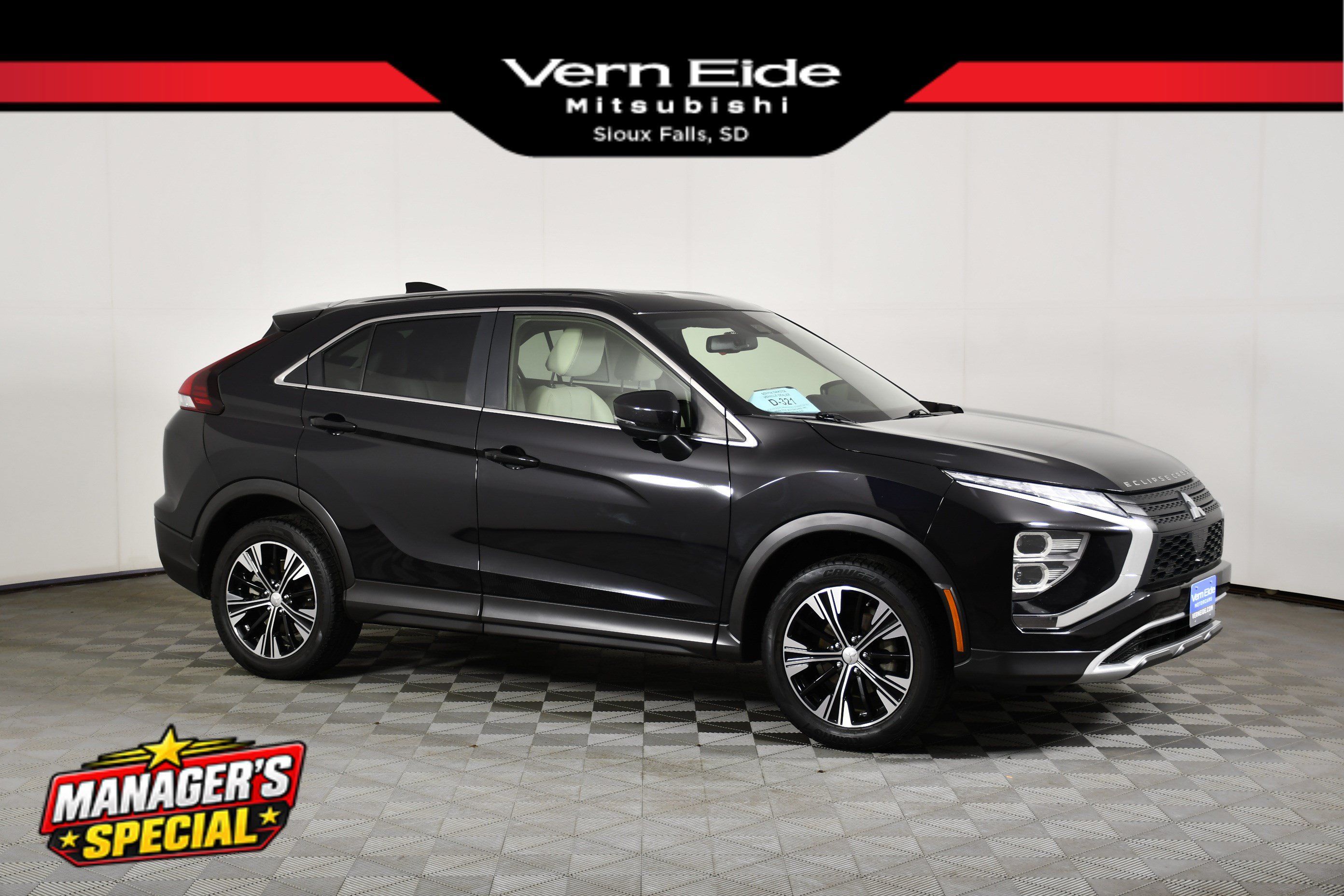 Used 2022 Mitsubishi Eclipse Cross SEL AWD/4WD image 1