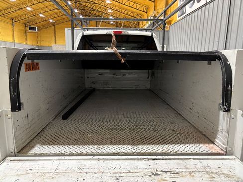 Used 2020 Ford F250 XL w/ Power Equipment Group image 22