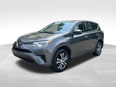 Used 2018 Toyota RAV4 LE w/ All Weather Liner Package