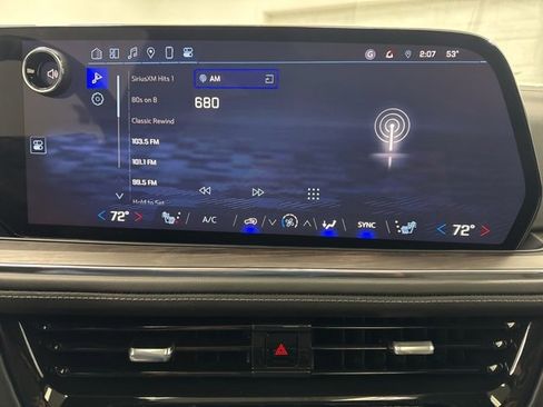 Used 2025 Chevrolet Suburban Z71 w/ Comfort Package image 17