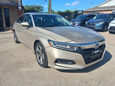 Used 2018 Honda Accord EX image 4