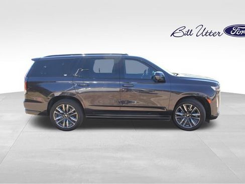 Used 2024 Cadillac Escalade Sport w/ Touring Package AWD/4WD image 4