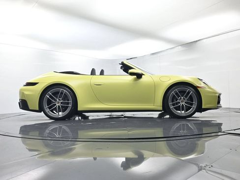 Certified 2025 Porsche 911 Carrera RWD image 59