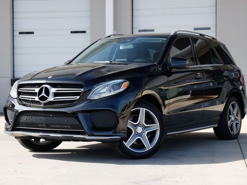 Used 2016 Mercedes-Benz GLE 400 4MATIC image 1