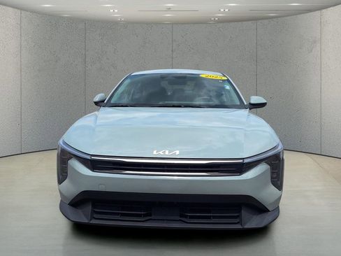 Used 2025 Kia K4 FWD image 2