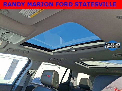 Used 2022 GMC Acadia AT4 w/ Technology Package image 14