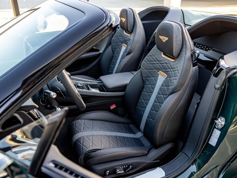 Used 2022 Bentley Other Bentley Models image 14