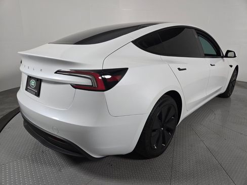 Used 2025 Tesla Model 3 Long Range RWD image 2