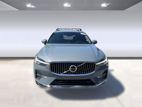Certified 2023 Volvo XC60 B5 Ultimate AWD/4WD image 6