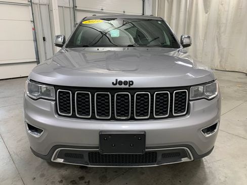 Used 2020 Jeep Grand Cherokee Limited AWD/4WD image 32