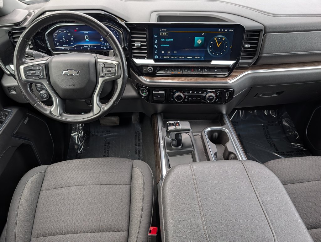 Used 2023 Chevrolet Silverado 1500 RST AWD/4WD image 19