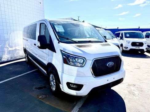 Used 2023 Ford Transit 350 XLT image 3