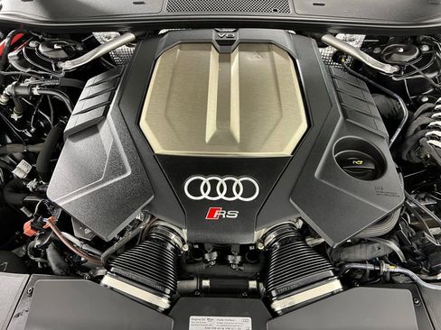 Used 2024 Audi RS 7 Performance image 37