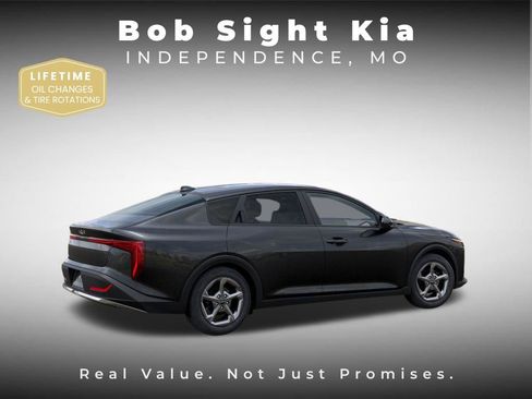 New 2026 Kia K4 LXS image 6