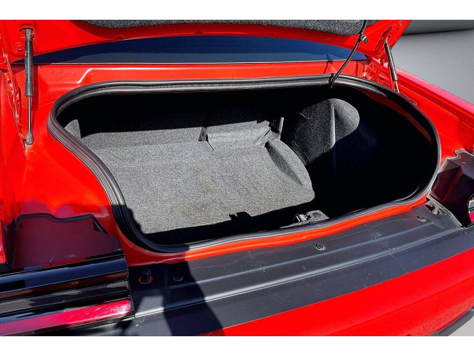 Used 2021 Dodge Challenger R/T Scat Pack w/ Driver Convenience Group RWD image 39