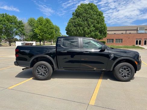 Used 2024 Ford Ranger XLT w/ Technology Package AWD/4WD image 5