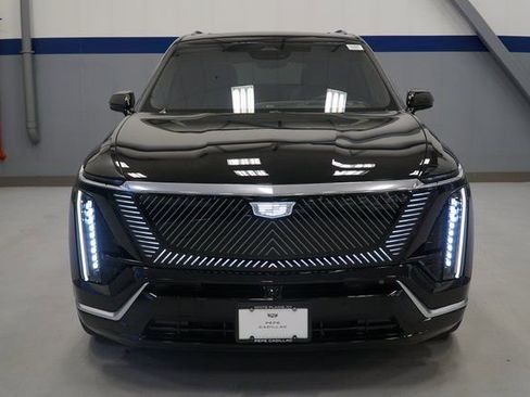 New 2026 Cadillac Vistiq Premium Luxury AWD/4WD image 9