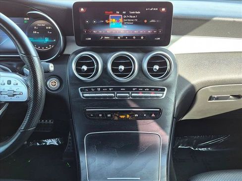 Used 2022 Mercedes-Benz GLC 300 image 14