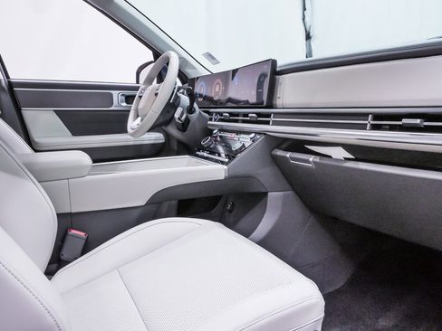 Certified 2026 Hyundai Santa Fe SEL image 13