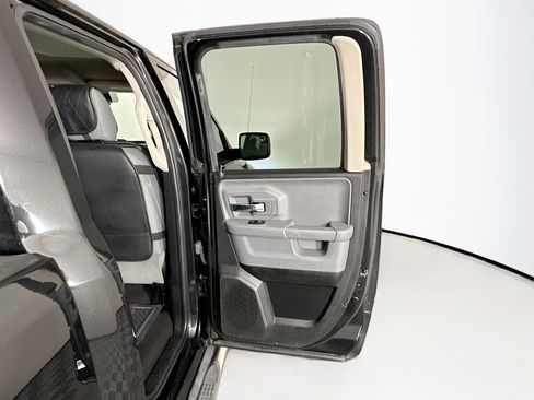 Used 2016 RAM 1500 Big Horn image 27