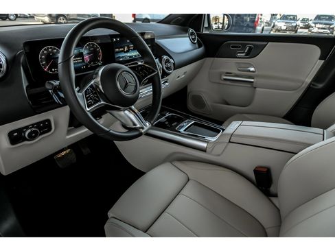 Certified 2026 Mercedes-Benz GLA 250 4MATIC image 9