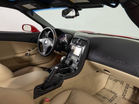 Used 2008 Chevrolet Corvette Coupe w/ Preferred Equipment Group RWD image 19