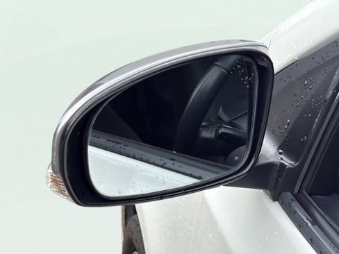 Used 2013 Scion iQ FWD image 32