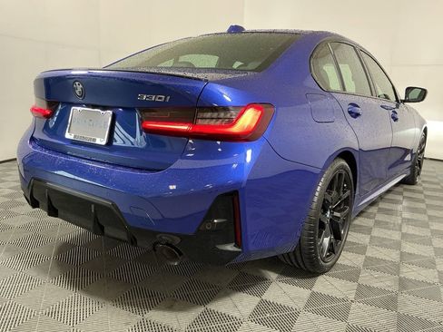 Certified 2025 BMW 330i Sedan w/ M Sport Package RWD image 6
