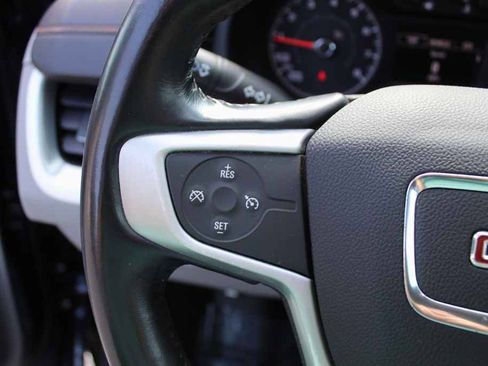 Used 2018 GMC Terrain SLE FWD image 16