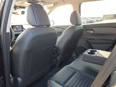 New 2026 Nissan Rogue SV image 27