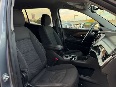 Used 2020 GMC Terrain SLE w/ Driver Convenience Package FWD image 17