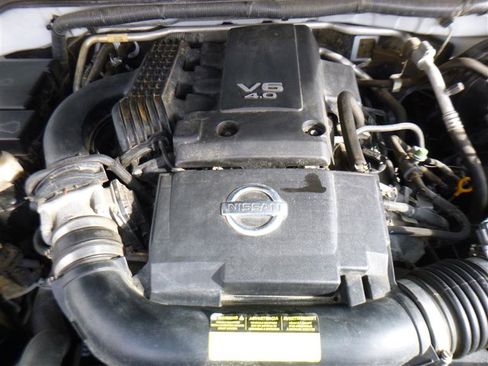 Used 2015 Nissan Frontier SV w/ SV Value Truck Package image 24