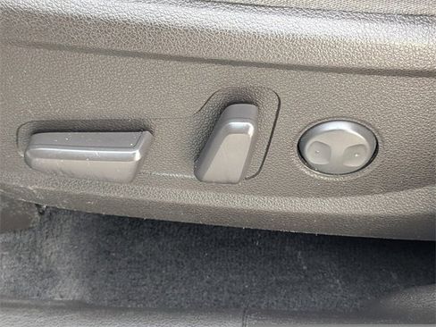 Used 2020 Hyundai Santa Fe SEL image 20