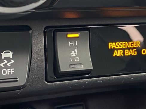 Used 2019 Toyota RAV4 Limited w/ Carpet Mat Package image 18